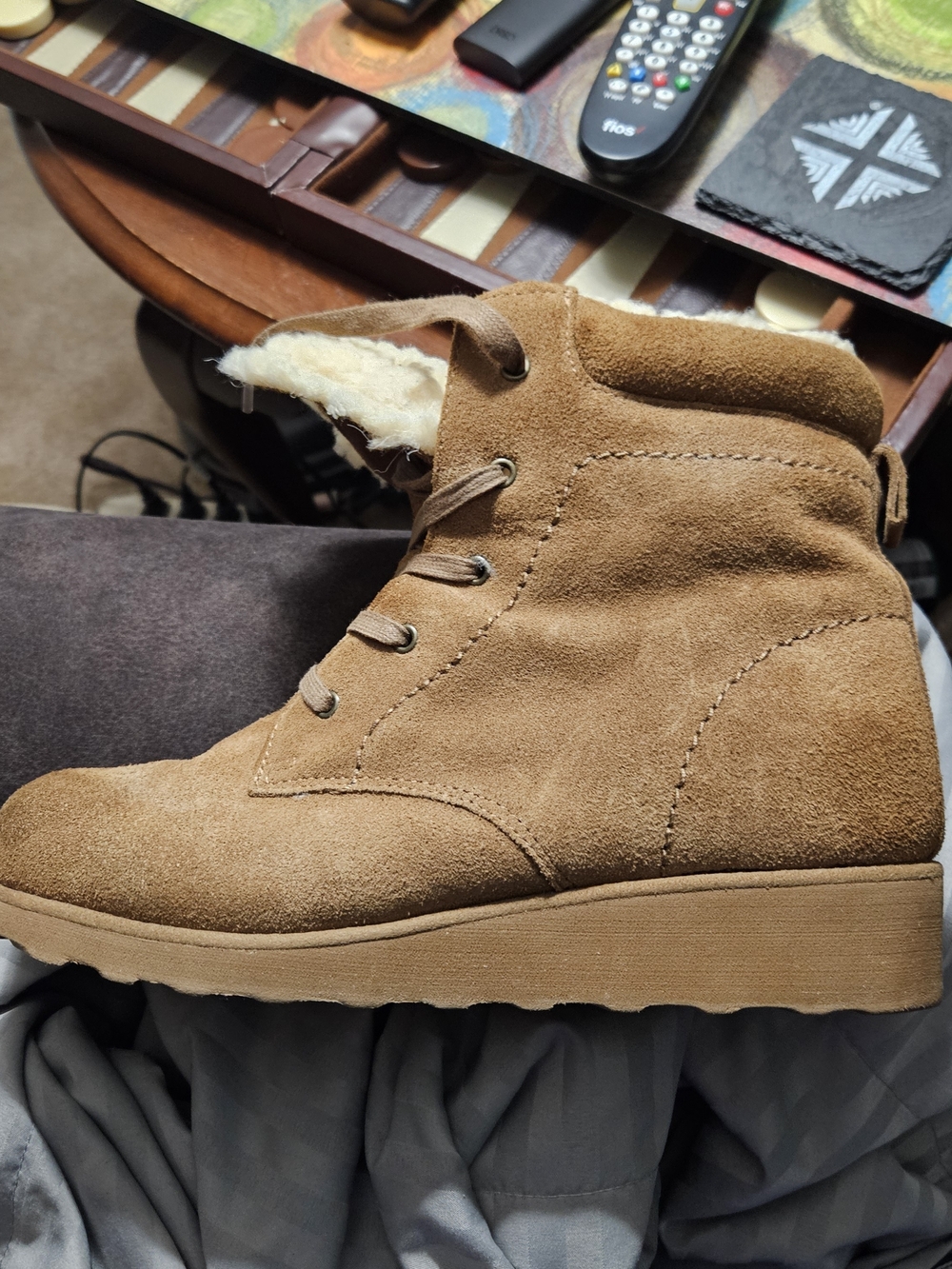 BEARPAW Phoebe Tan Suede Wool-Blend Fur-Lined Ankle Boot Sz 11